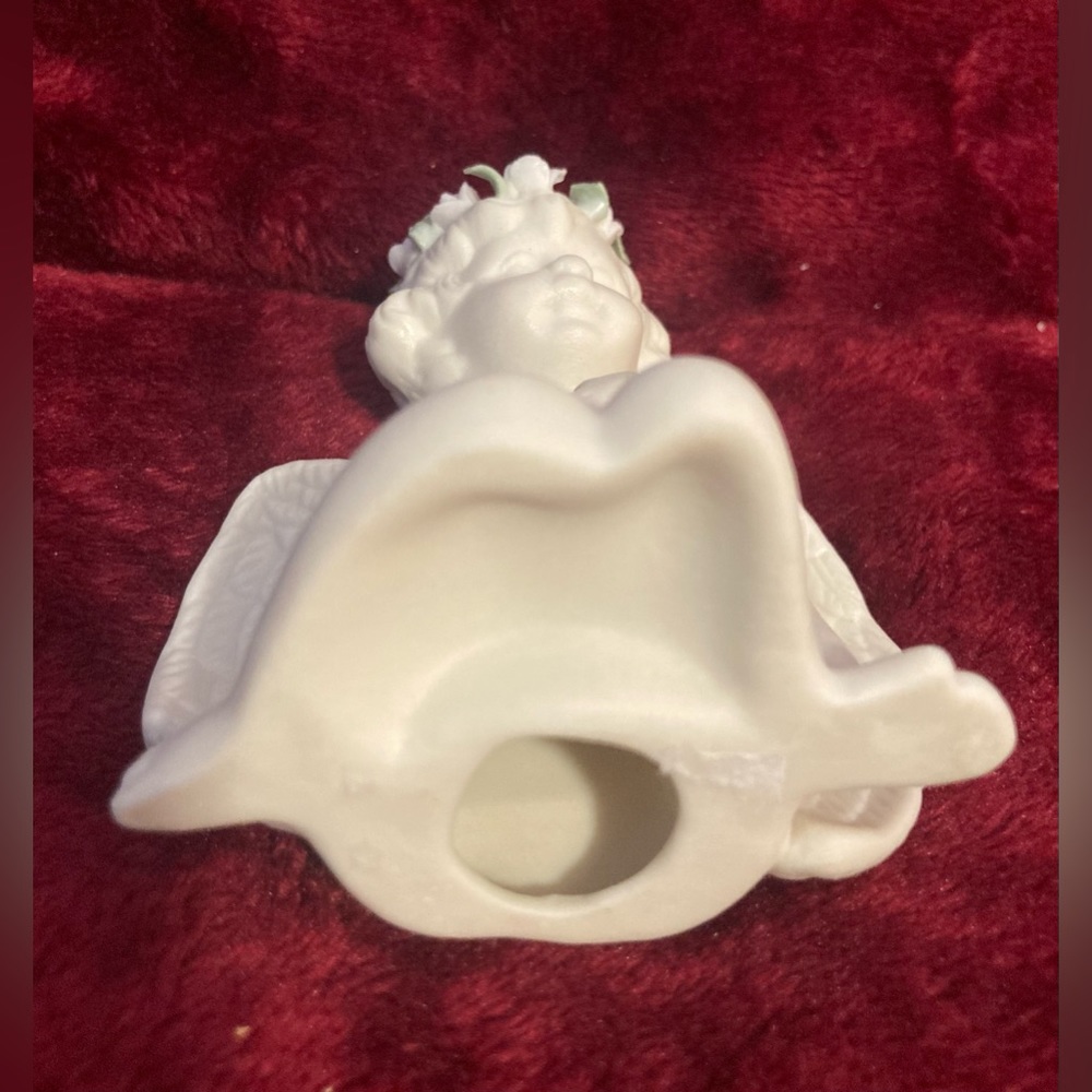 Angel - Picture 5 of 5